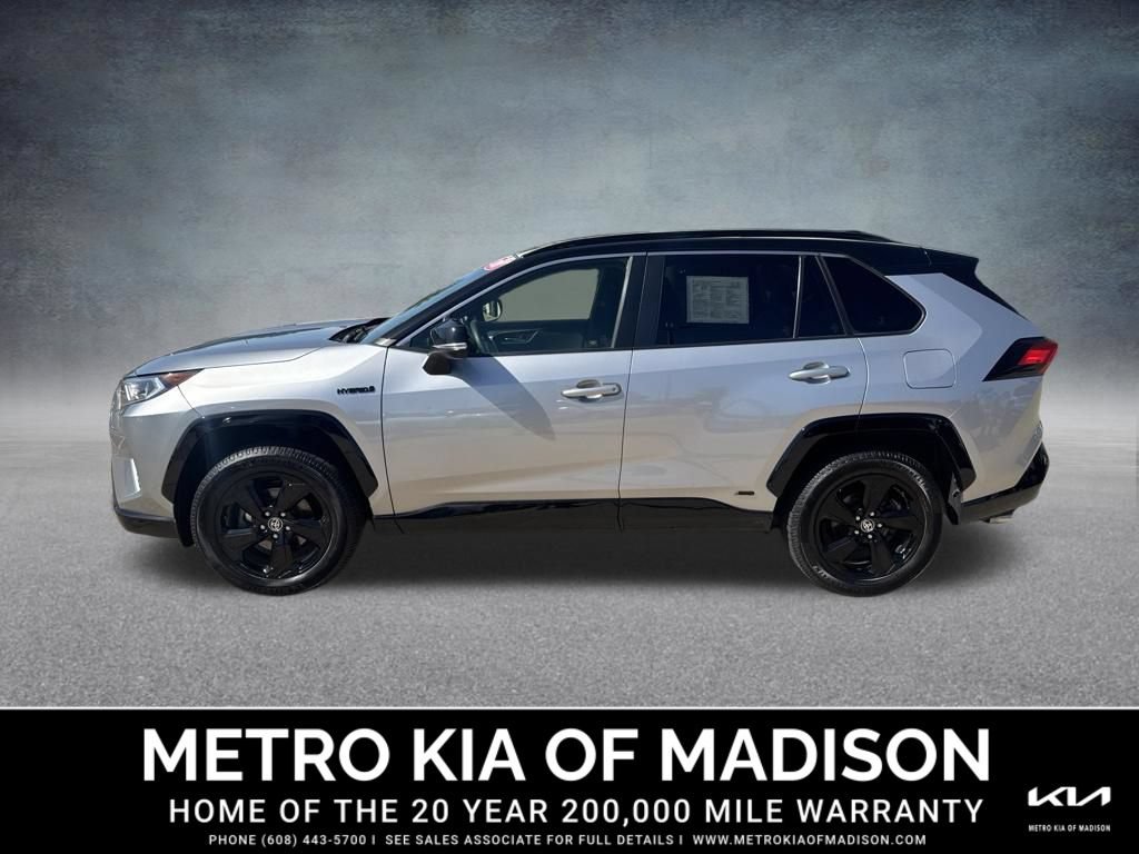 Used 2020 Toyota RAV4 XSE w/ XSE Grade Weather Package AWD/4WD image 3