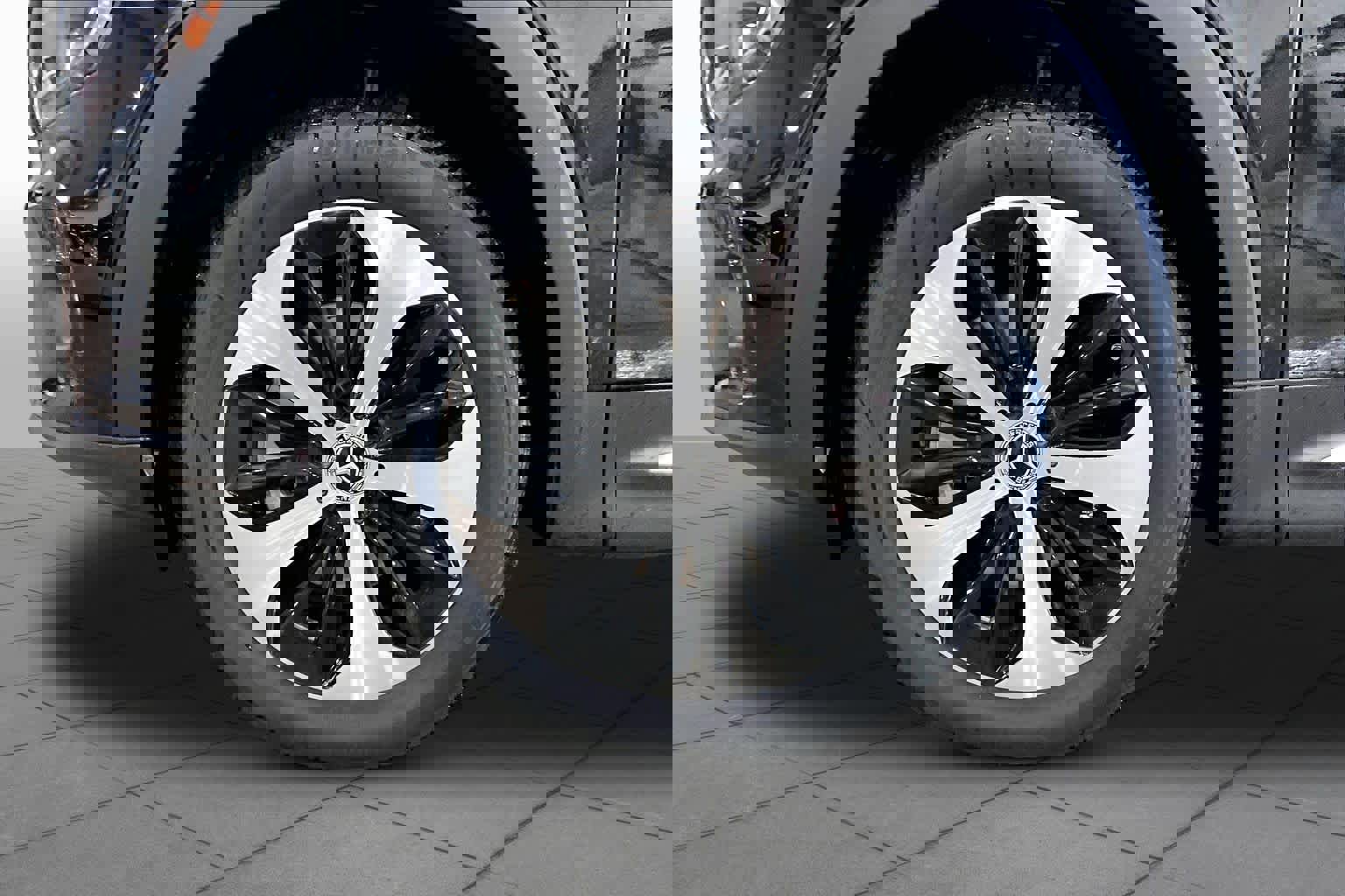 New 2026 Mercedes-Benz GLB 250 4MATIC image 18