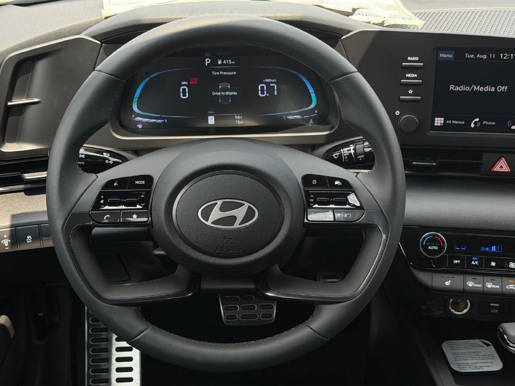 New 2026 Hyundai Elantra SEL Sport FWD image 19