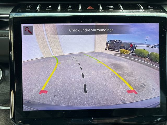 Used 2022 Jeep Grand Cherokee Overland w/ Luxury Tech Group IV AWD/4WD image 34