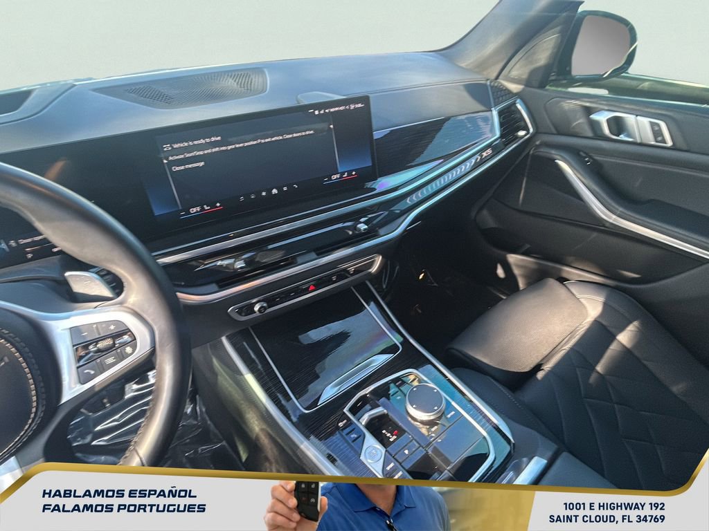 Used 2025 BMW X5 sDrive40i w/ M Sport Package RWD image 25