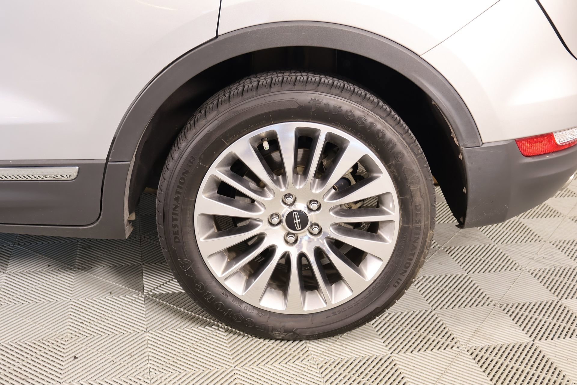 Used 2015 Lincoln MKC FWD w/ Equipment Group 102A Reserve image 20