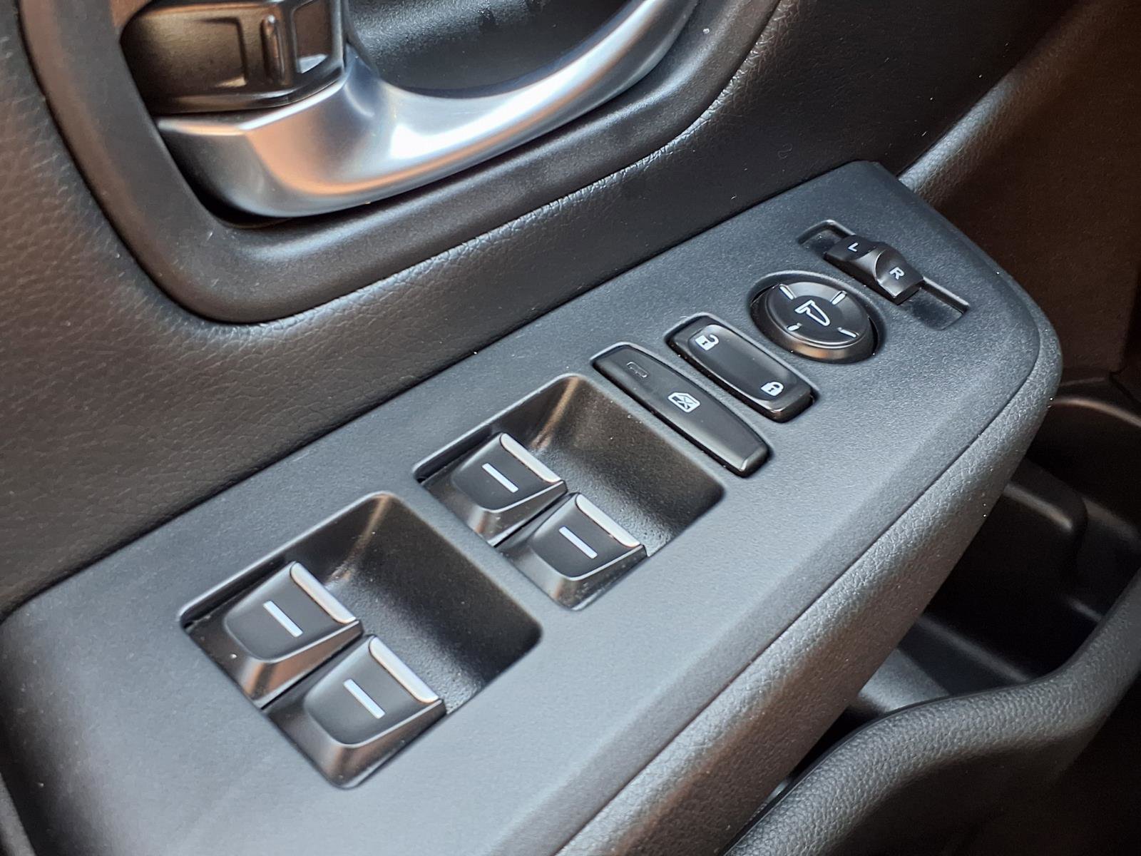 Used 2023 Honda Pilot Sport image 10