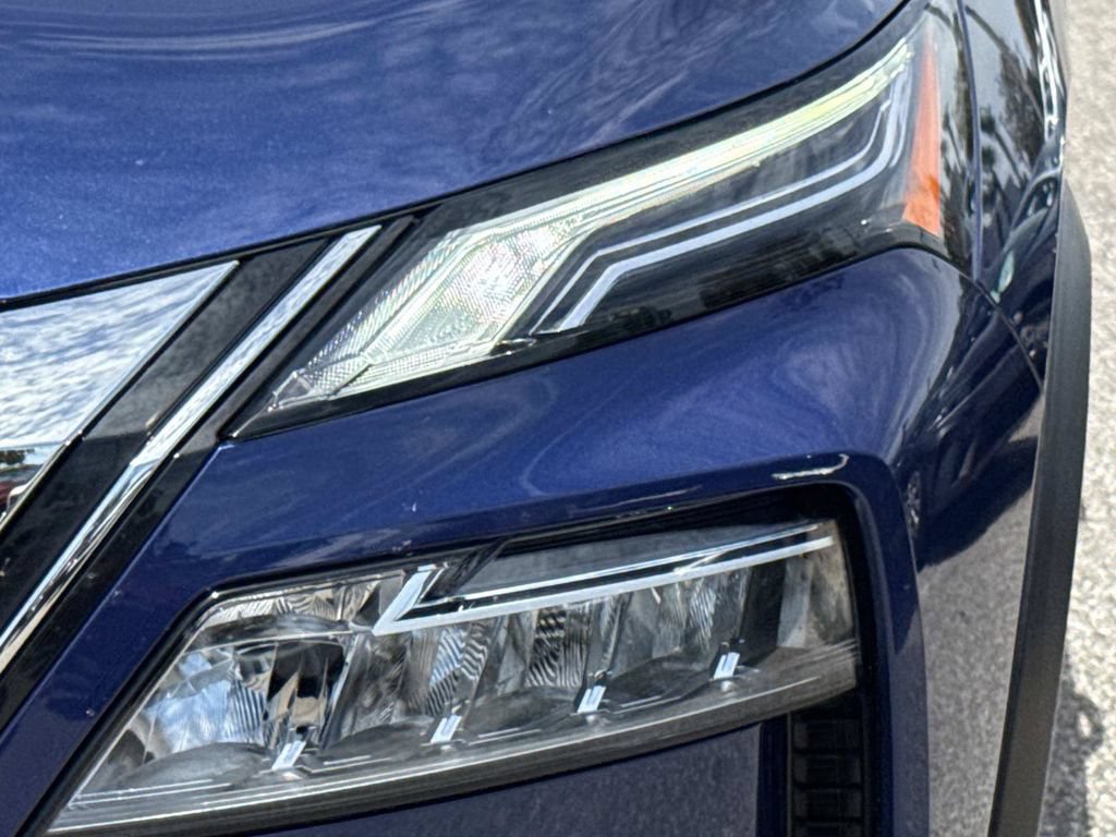 Certified 2023 Nissan Rogue Platinum w/ Platinum Premium Package FWD image 10