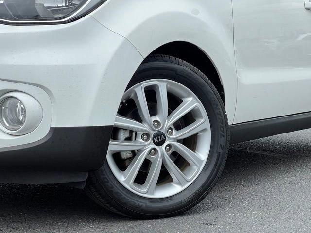 Used 2019 Kia Soul + FWD image 2