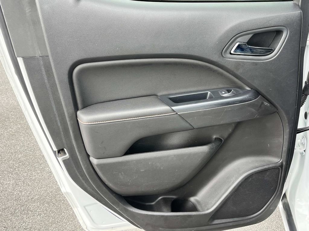 Used 2021 GMC Canyon AT4 image 17