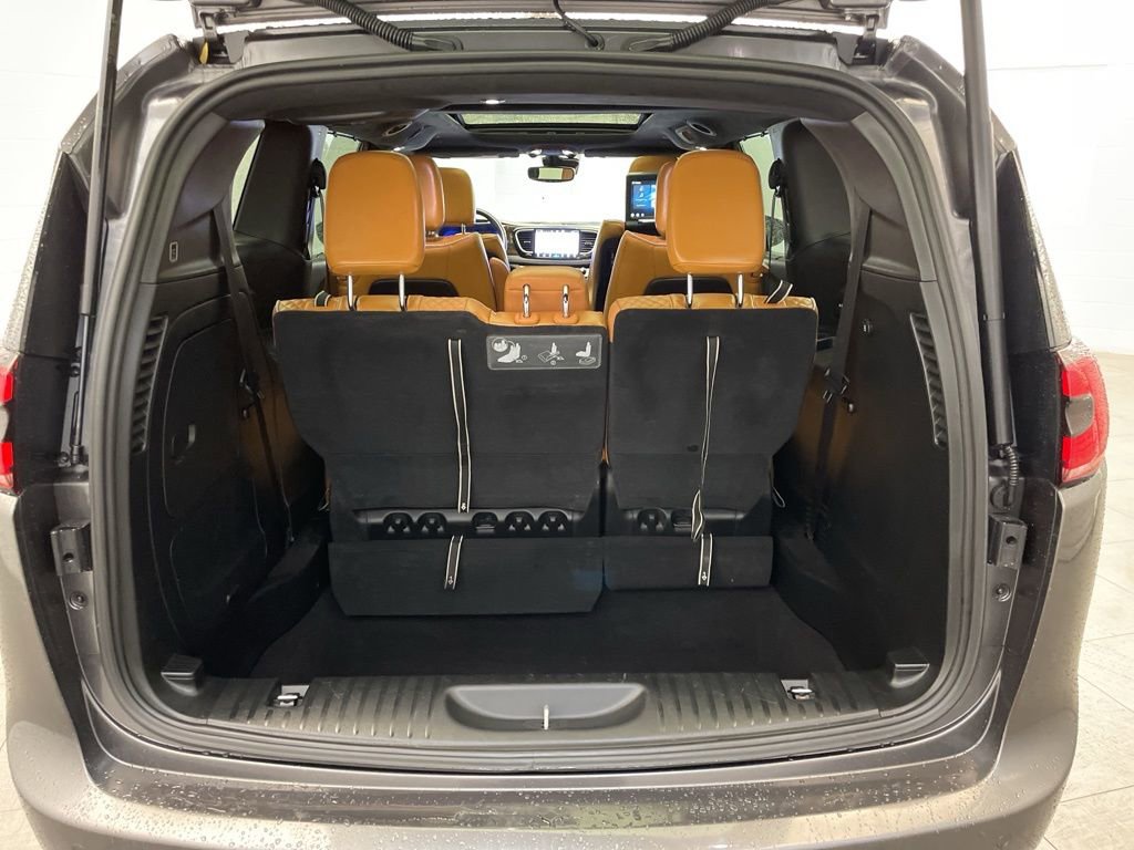 Certified 2021 Chrysler Pacifica Pinnacle image 29