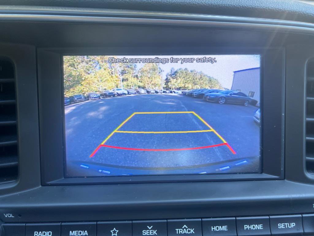 Used 2019 Hyundai Elantra SEL image 32