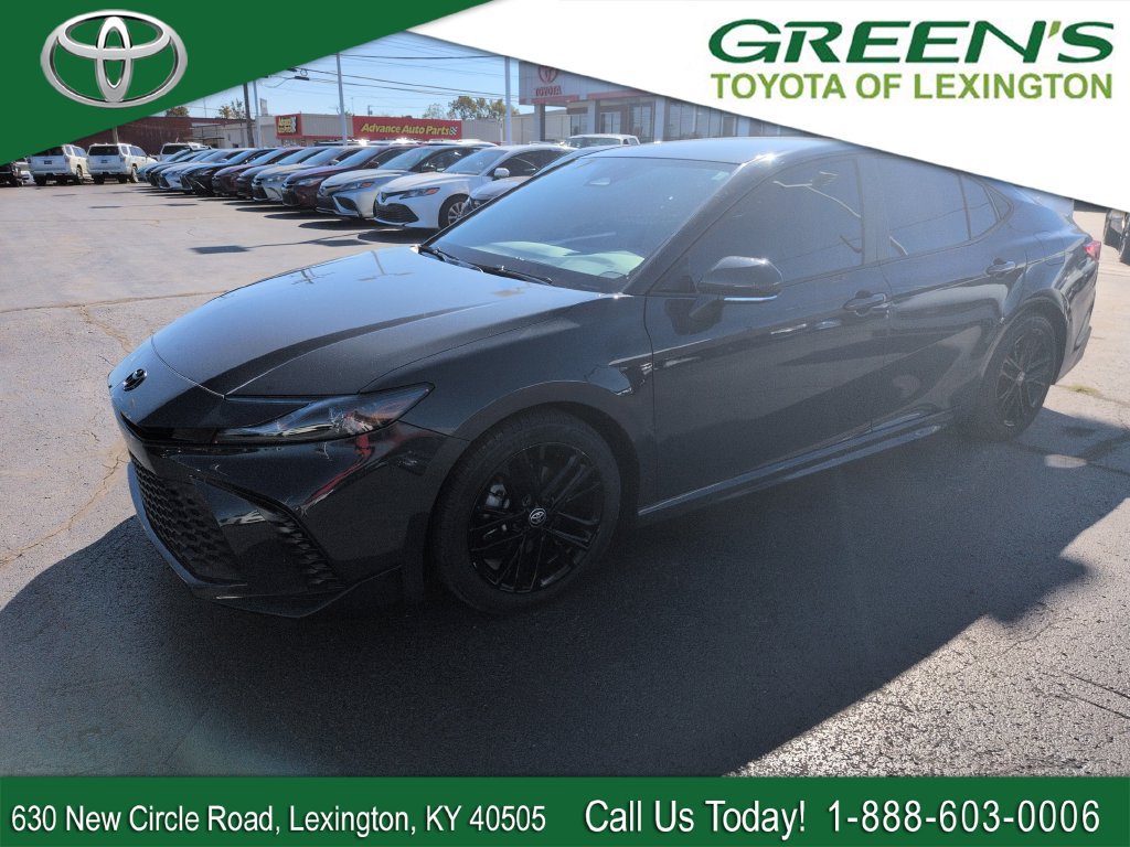 Used 2025 Toyota Camry SE