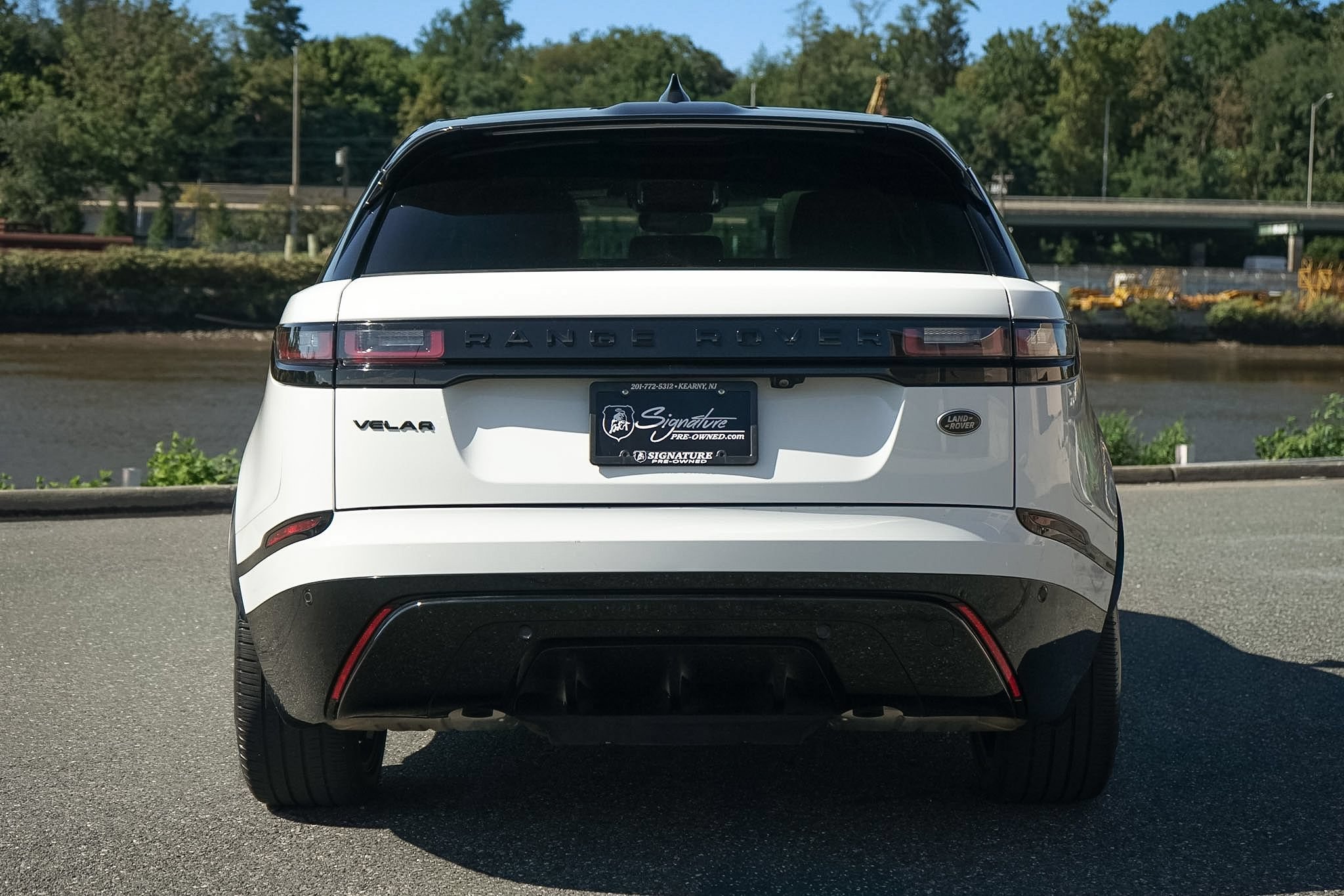 Used 2023 Land Rover Range Rover Velar R-Dynamic S AWD/4WD image 40