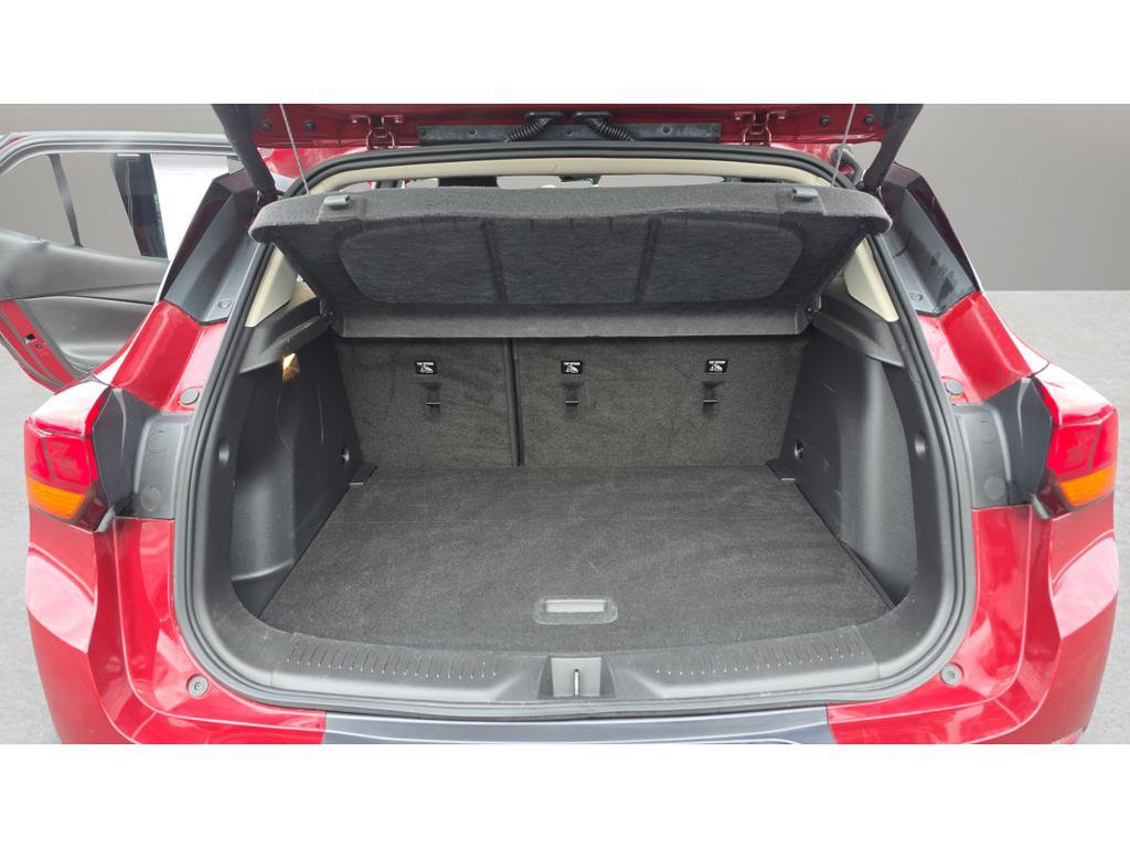 Used 2022 Buick Encore GX Essence w/ Advanced Technology Package image 18