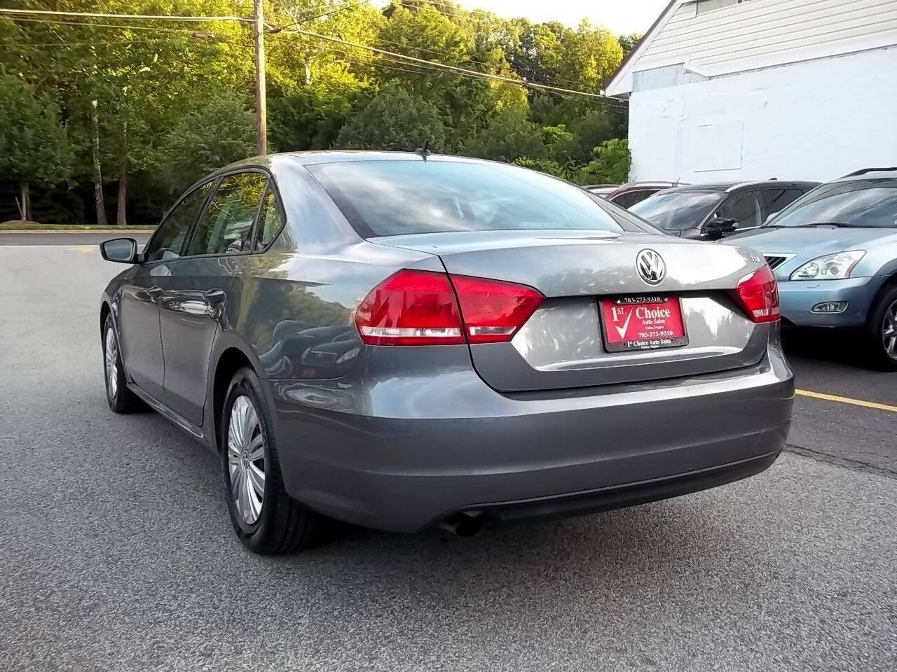 Used 2014 Volkswagen Passat 1.8T S FWD image 2
