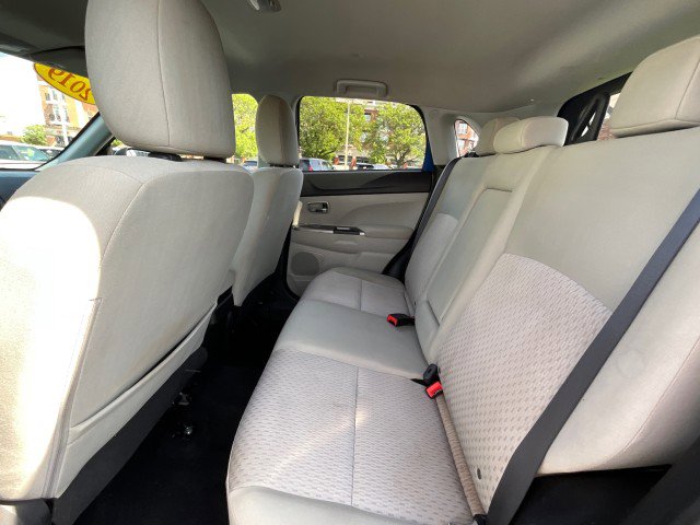 Used 2019 Mitsubishi Outlander Sport SE FWD image 19