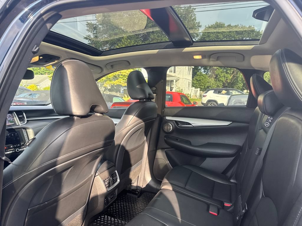 Used 2019 INFINITI QX50 Essential w/ Premium Heat Package AWD/4WD image 21