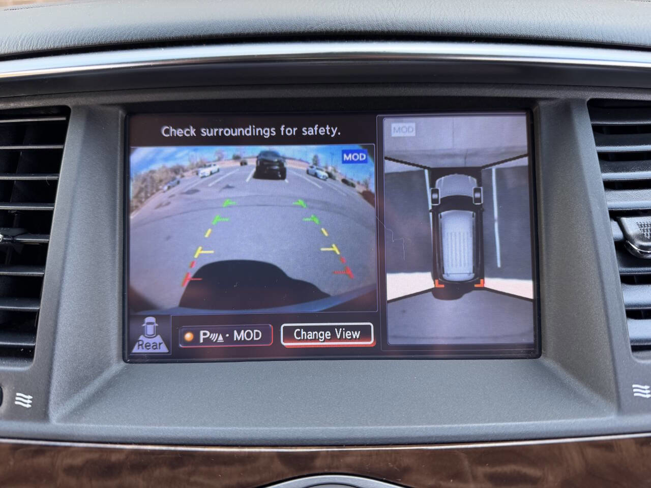 Used 2017 Nissan Armada Platinum w/ Captain Seat Package AWD/4WD image 25