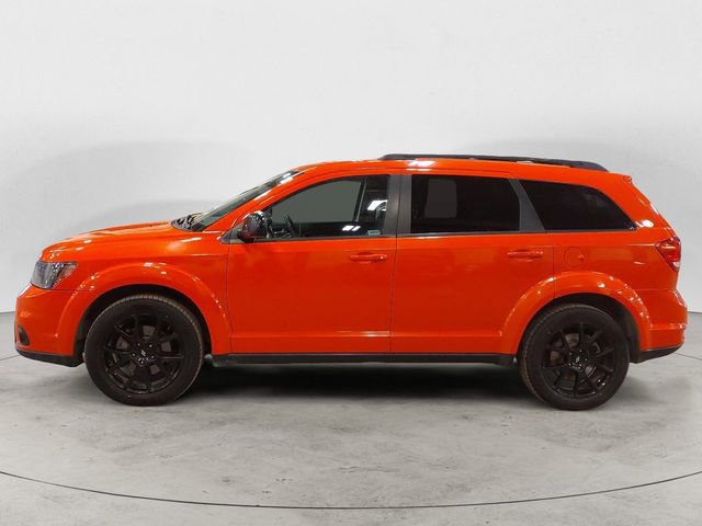 Used 2019 Dodge Journey SE w/ Blacktop Package AWD/4WD image 2