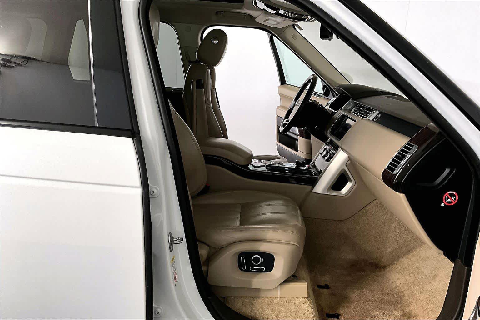 Used 2016 Land Rover Range Rover Supercharged image 8