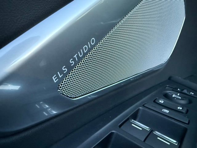 Certified 2025 Acura RDX w/ Technology Package image 17