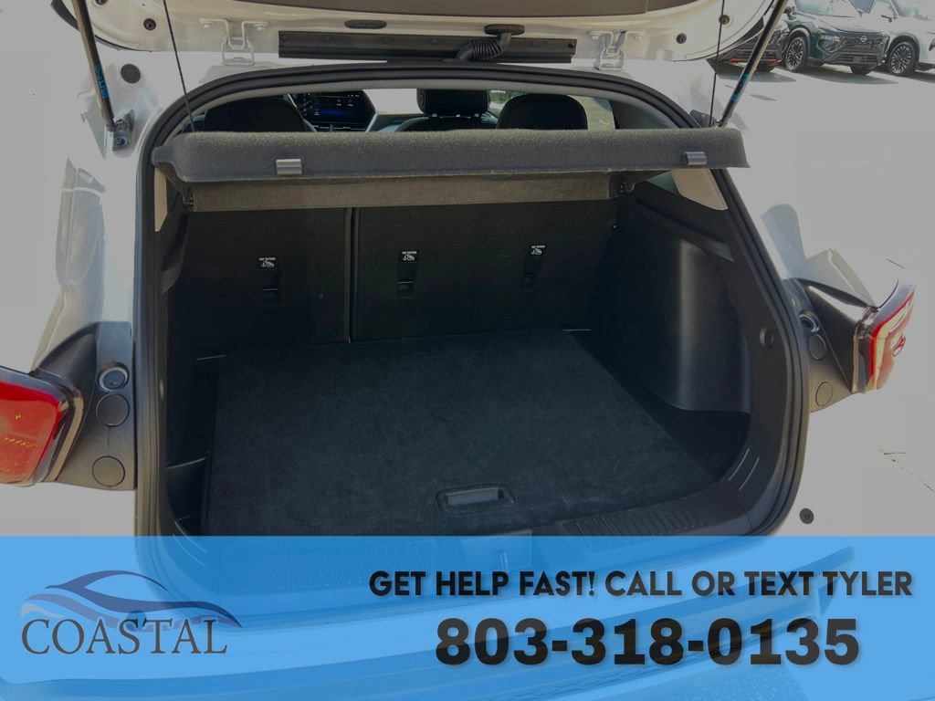 Used 2025 Chevrolet Trax LT image 20