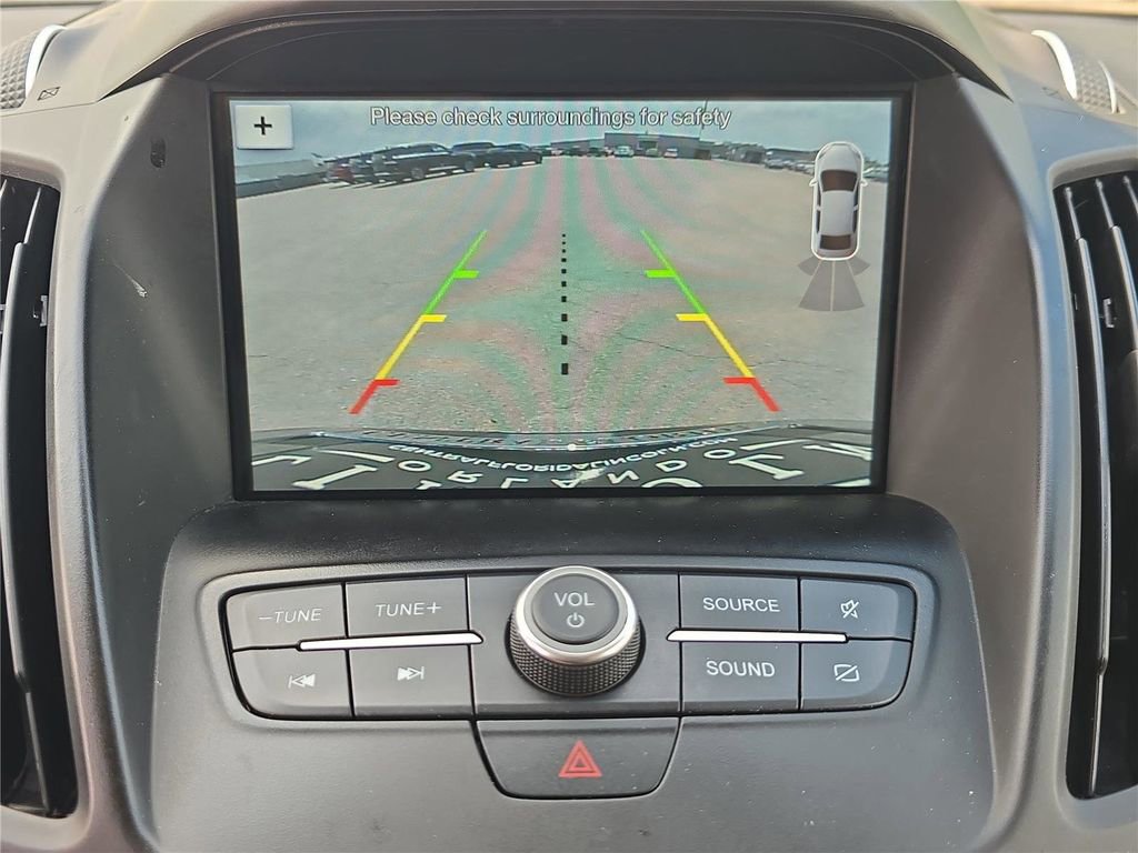 Used 2019 Ford Escape SEL image 19