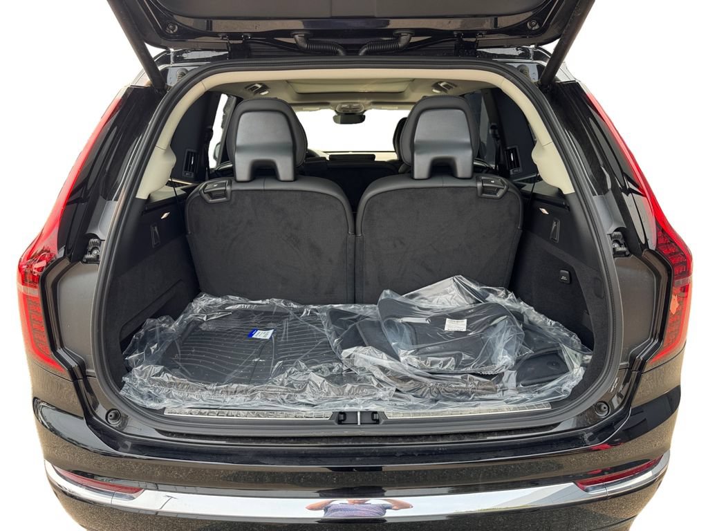 New 2026 Volvo XC90 B6 Ultra w/ Protection Package AWD/4WD image 6