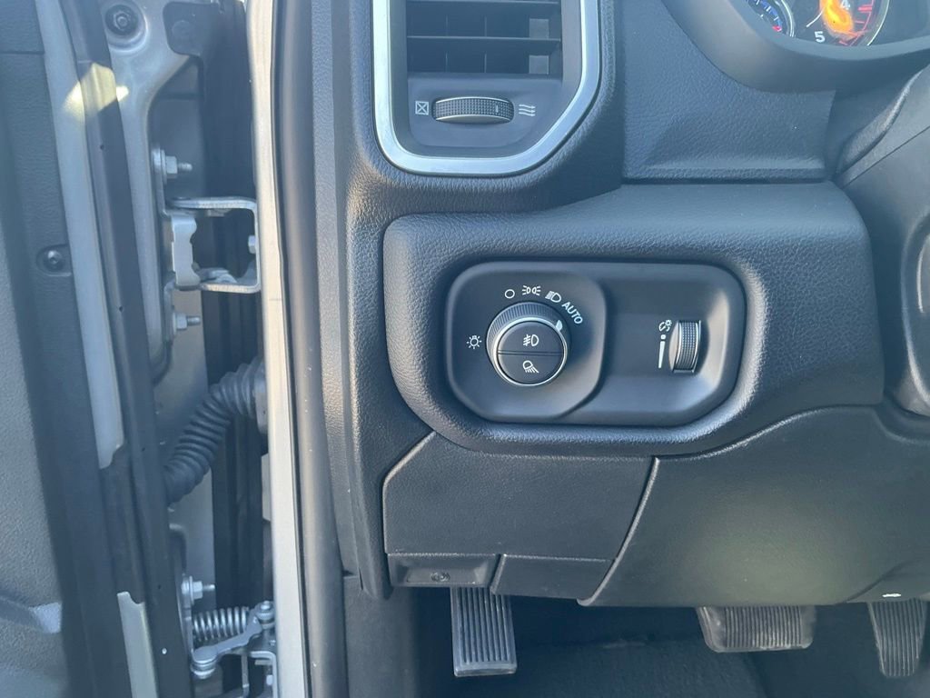 Used 2024 RAM 3500 Big Horn image 21