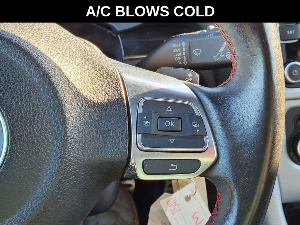 Used 2012 Volkswagen Golf 2-Door image 18