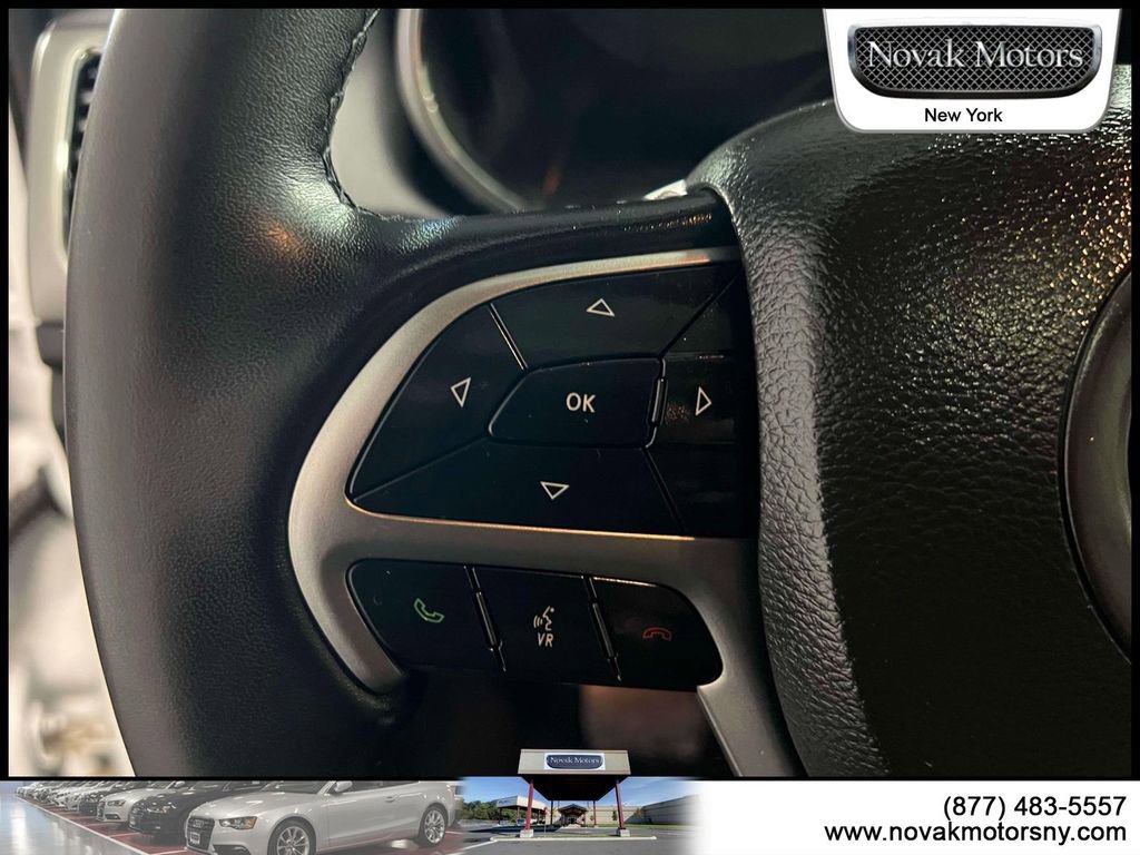 Used 2022 Jeep Grand Cherokee Laredo X image 19