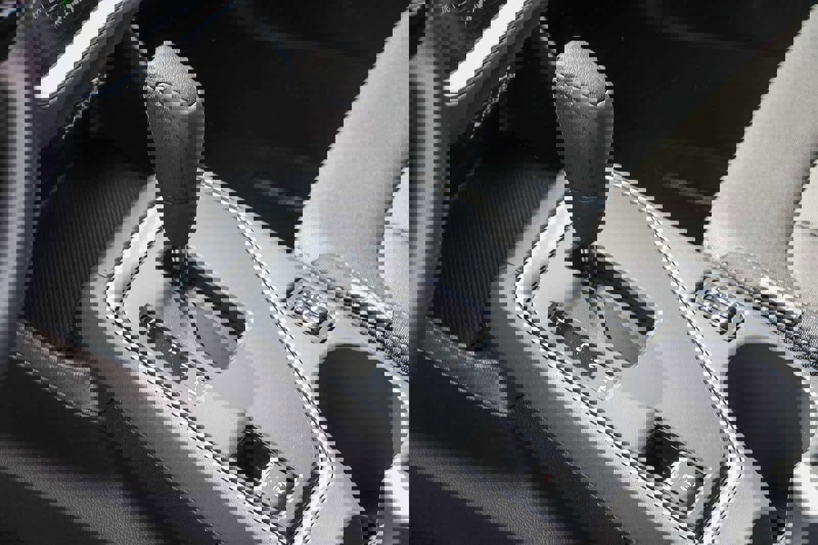 Used 2025 Subaru Crosstrek 2.0i Premium image 21