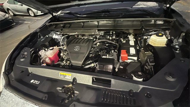 Used 2023 Toyota Highlander XLE image 35