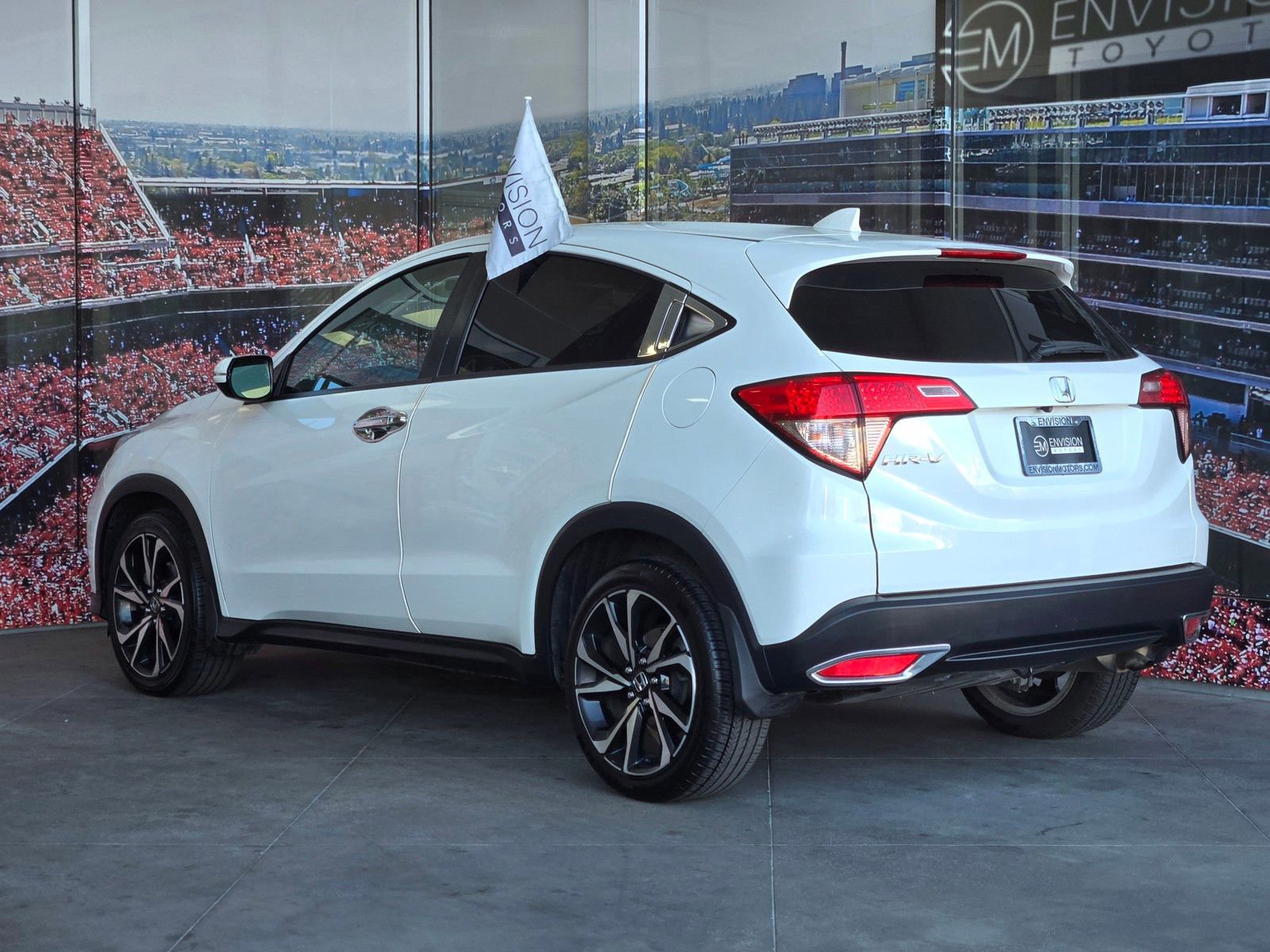 Used 2017 Honda HR-V EX image 6