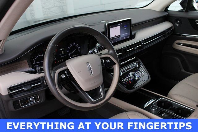 Used 2020 Lincoln Corsair Reserve w/ Elements Package image 2