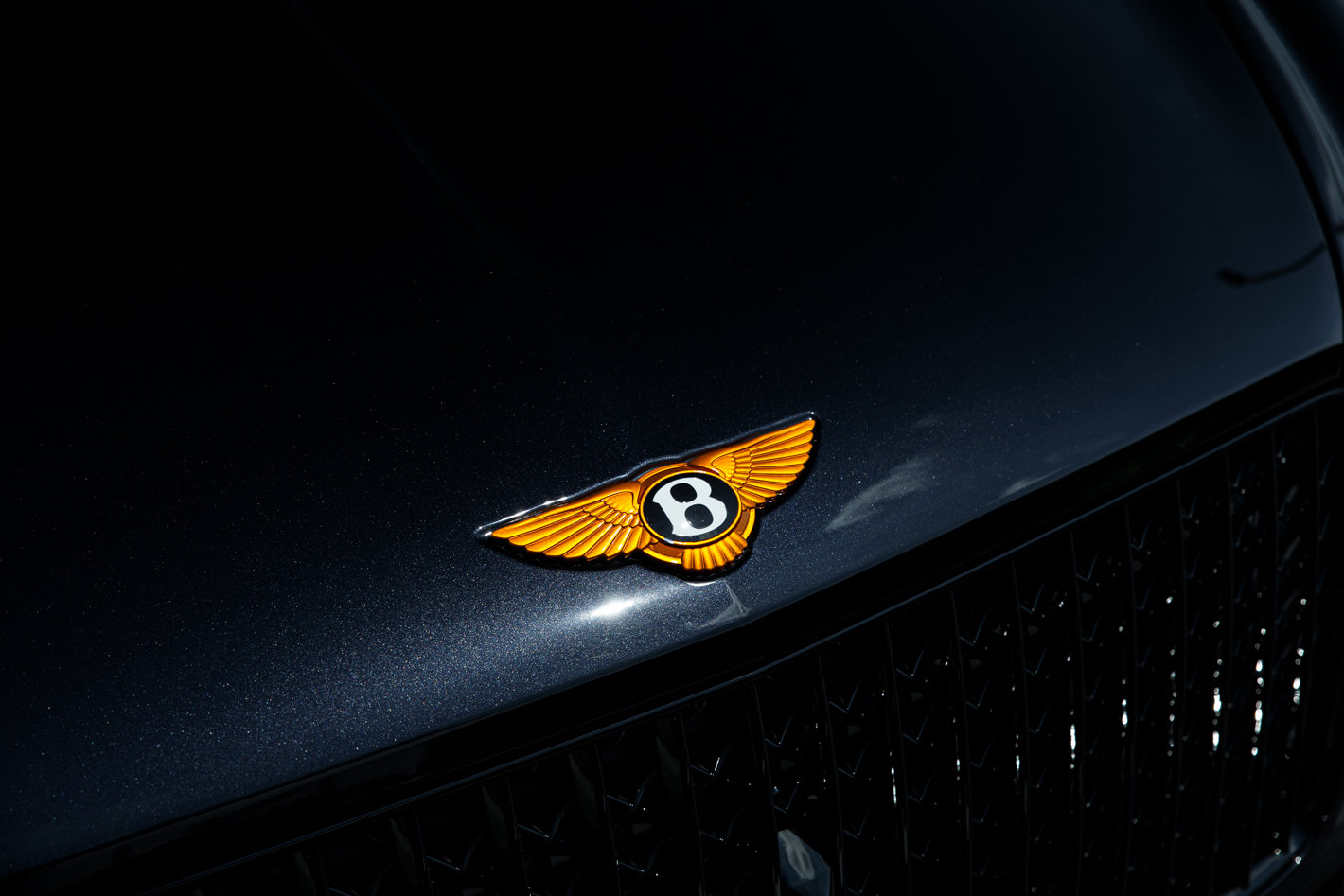 Certified 2023 Bentley Bentayga Extended Wheelbase AWD/4WD image 8