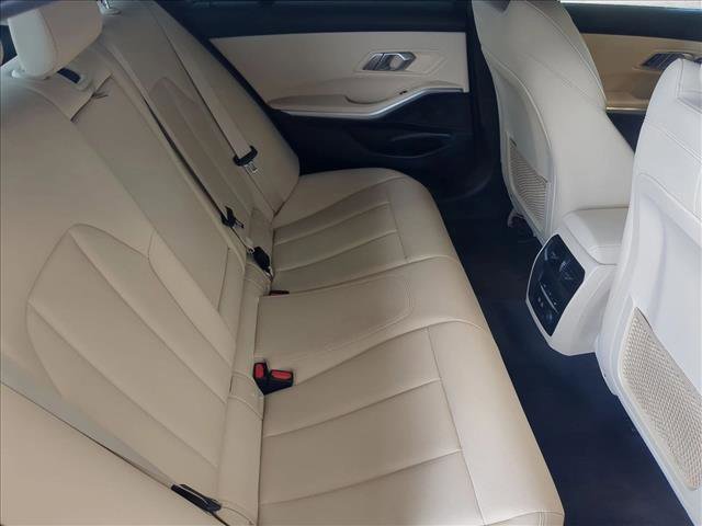 Used 2019 BMW 330i xDrive Sedan w/ Convenience Package image 21