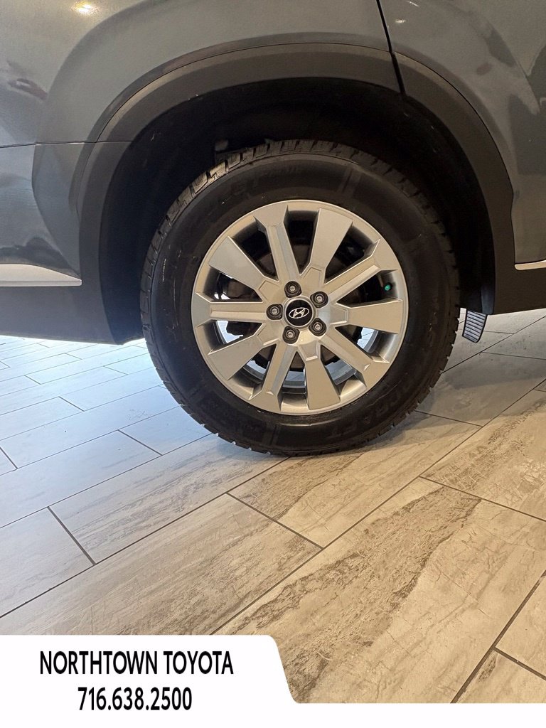 Used 2023 Hyundai Palisade SE AWD/4WD image 10