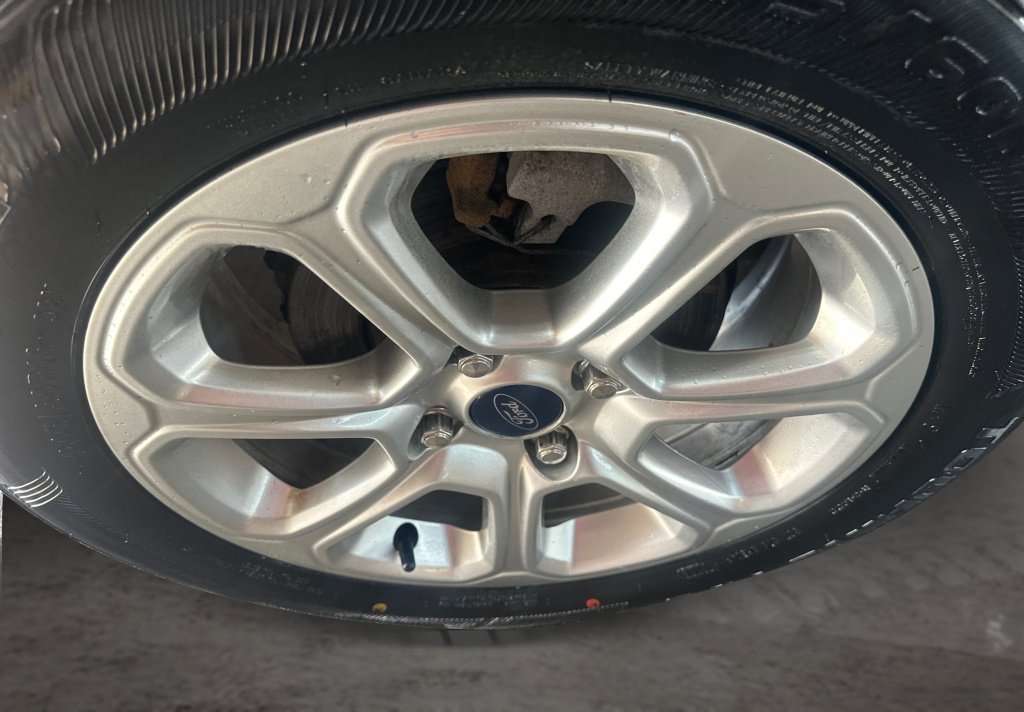 Used 2019 Ford EcoSport SE AWD/4WD image 16