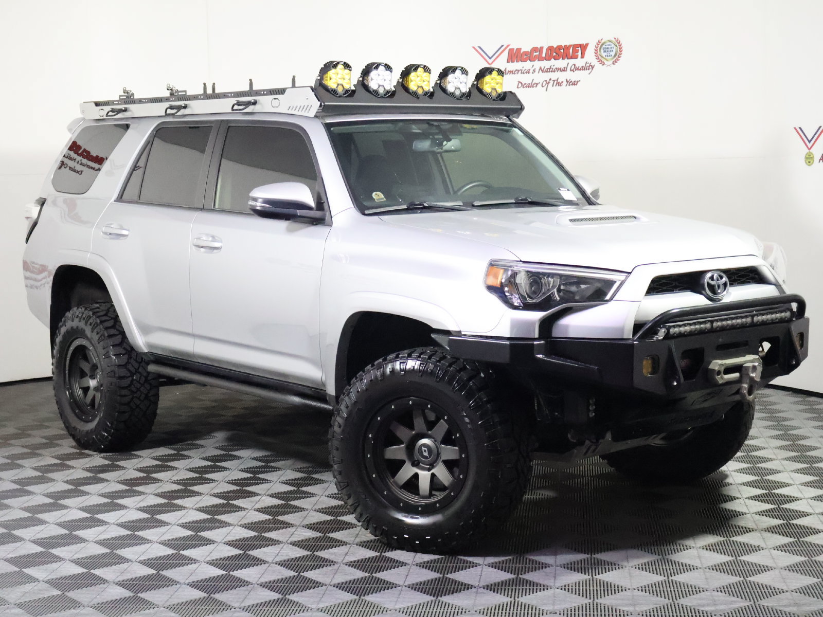 Used 2014 Toyota 4Runner Trail Premium AWD/4WD image 2