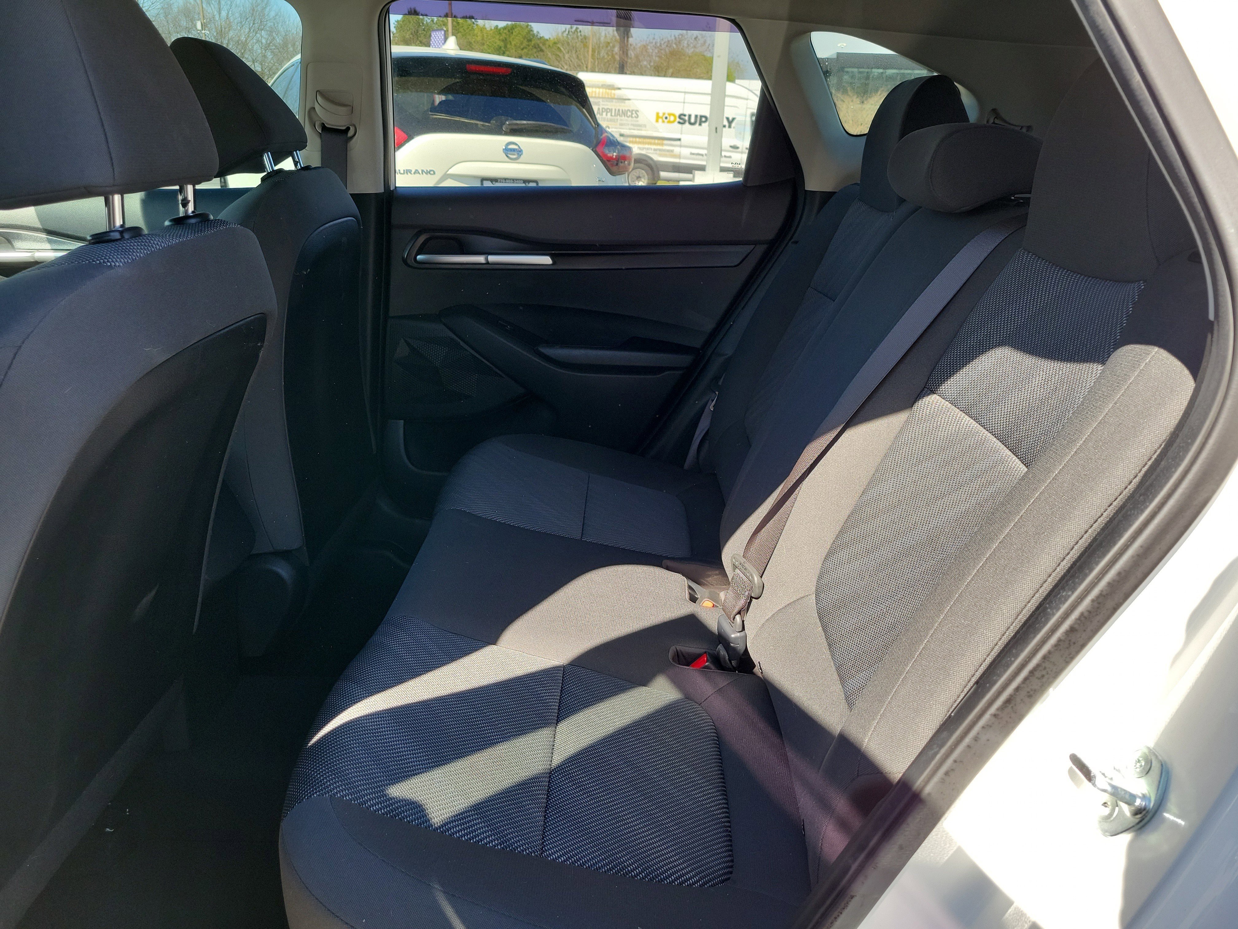 Used 2023 Kia Seltos LX image 11