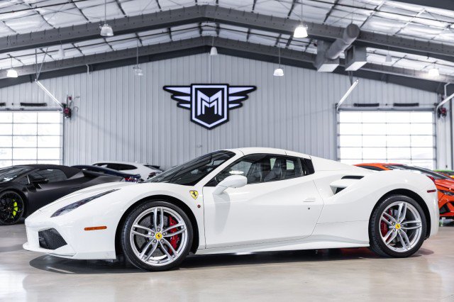 Used 2018 Ferrari 488 Spider RWD image 1