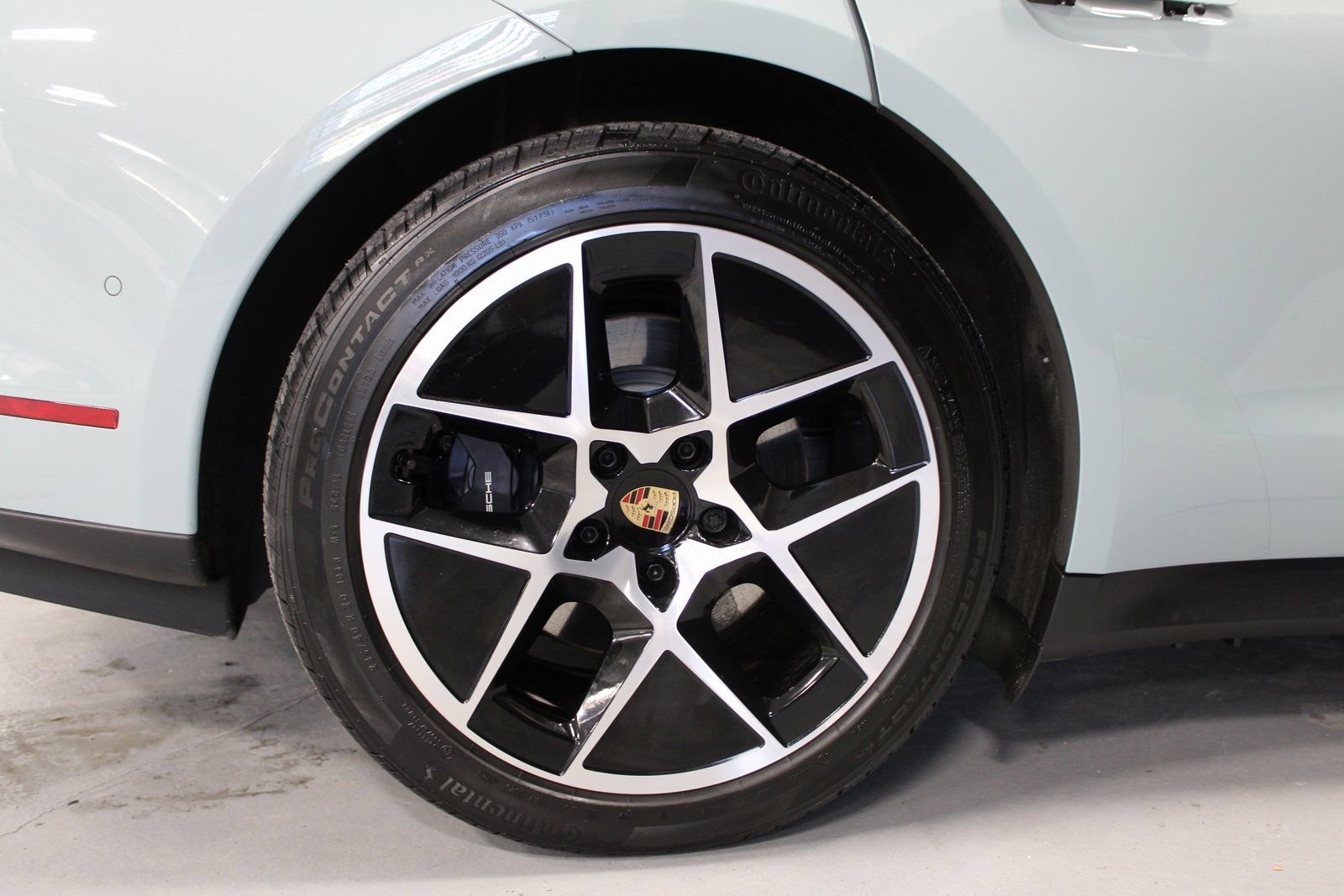 Certified 2025 Porsche Taycan image 20