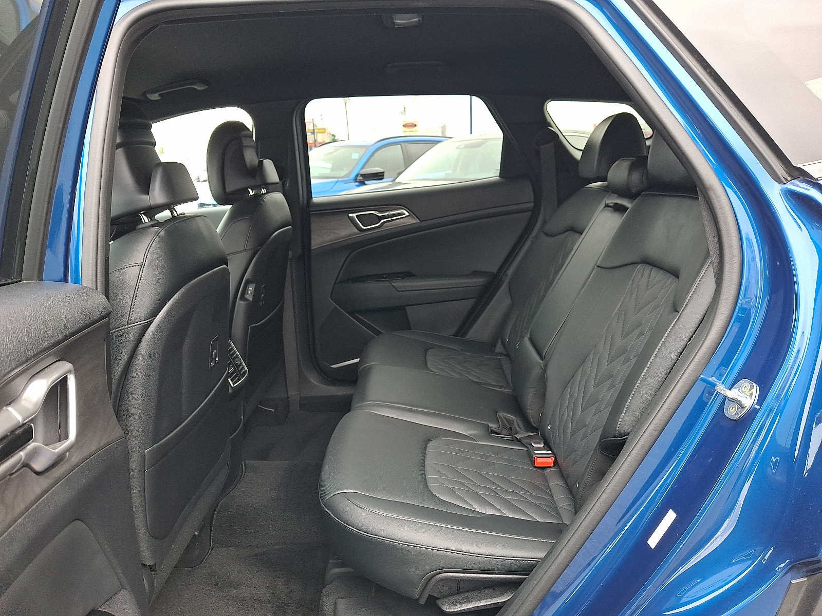 Used 2023 Kia Sportage X-Line AWD/4WD image 11