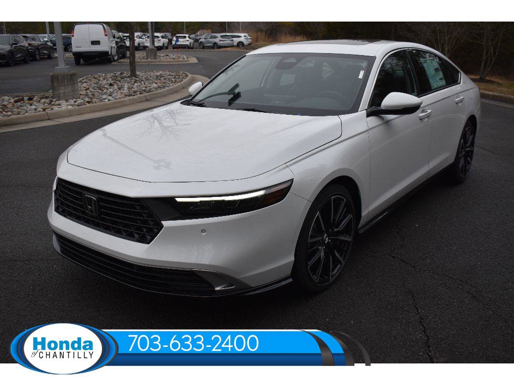 New 2026 Honda Accord Hybrid Touring image 3