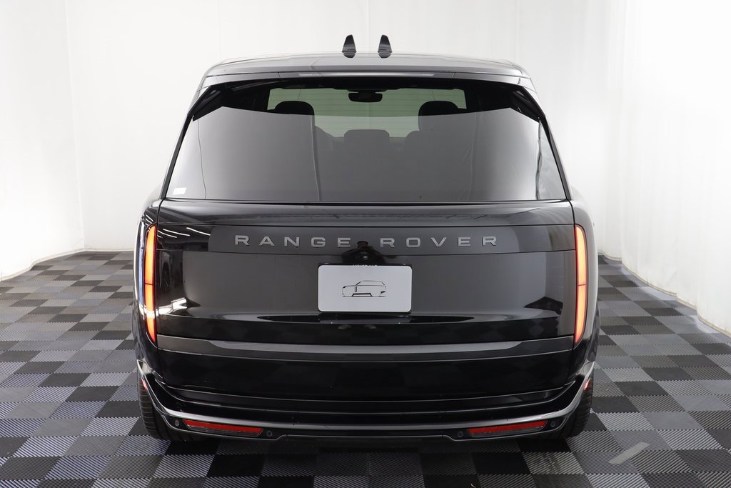 New 2025 Land Rover Range Rover SE image 18