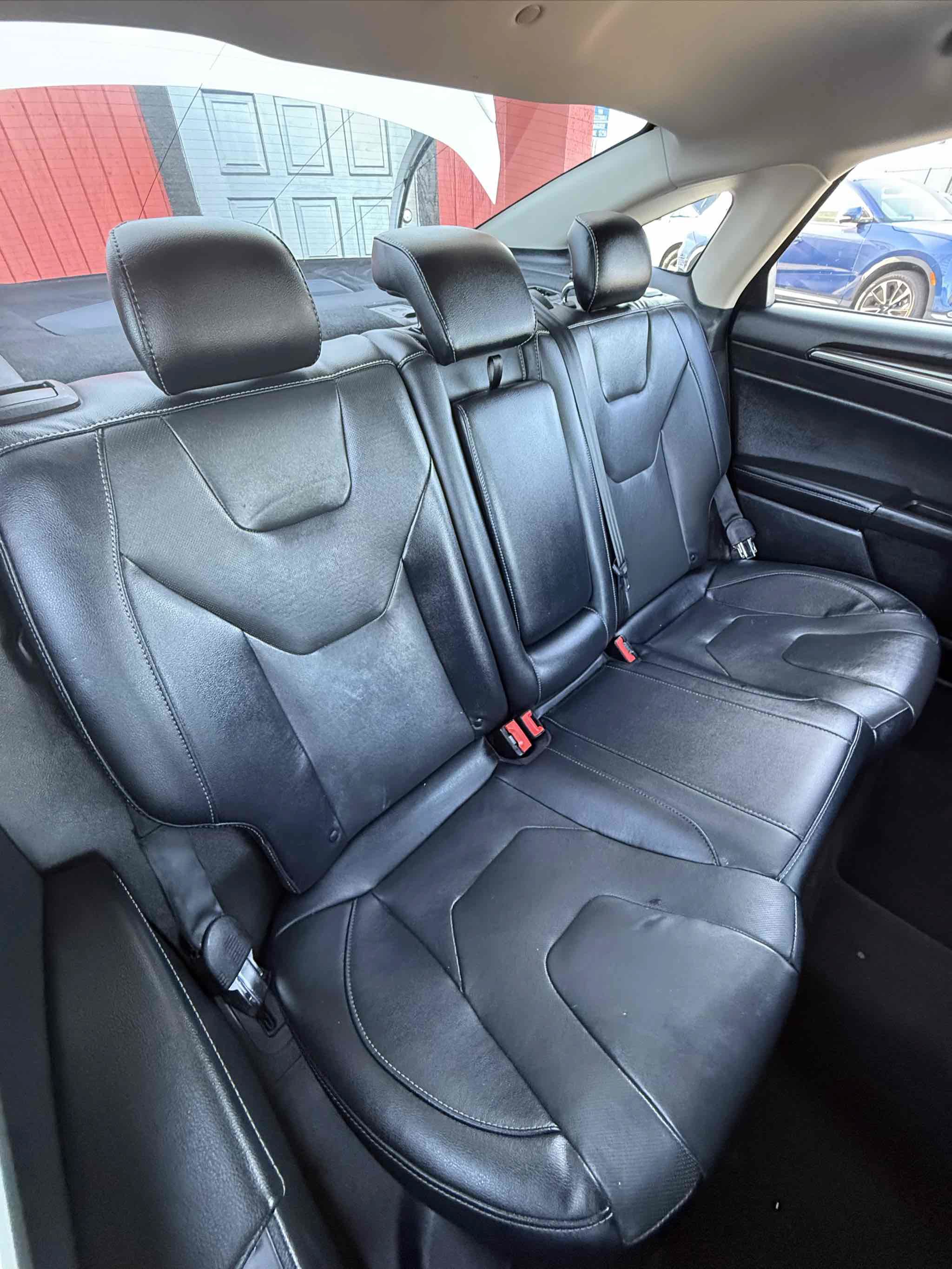 Used 2019 Ford Fusion Energi Titanium FWD image 16