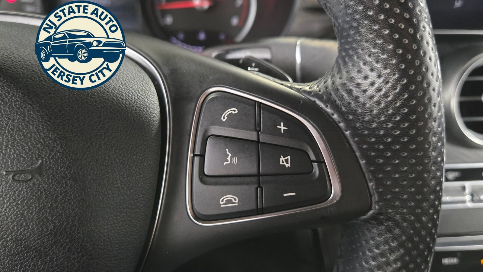 Used 2018 Mercedes-Benz GLC 300 4MATIC image 14