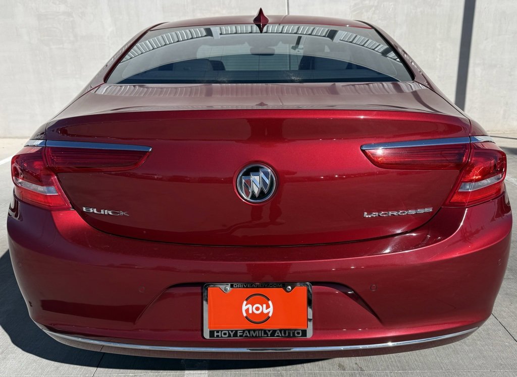Used 2018 Buick LaCrosse Essence w/ Sun and Shade Package image 4