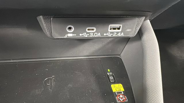 New 2025 Subaru Forester Premium image 28