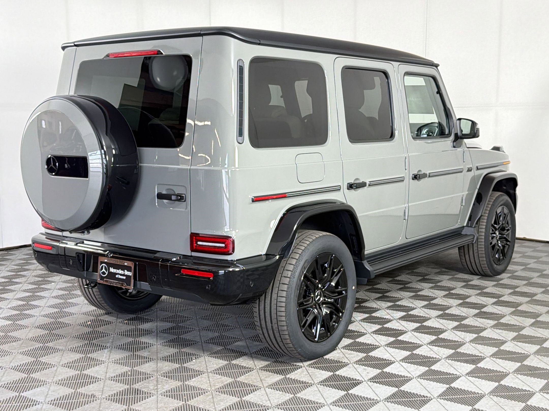 New 2026 Mercedes-Benz G 580 w/ EQ Technology image 9