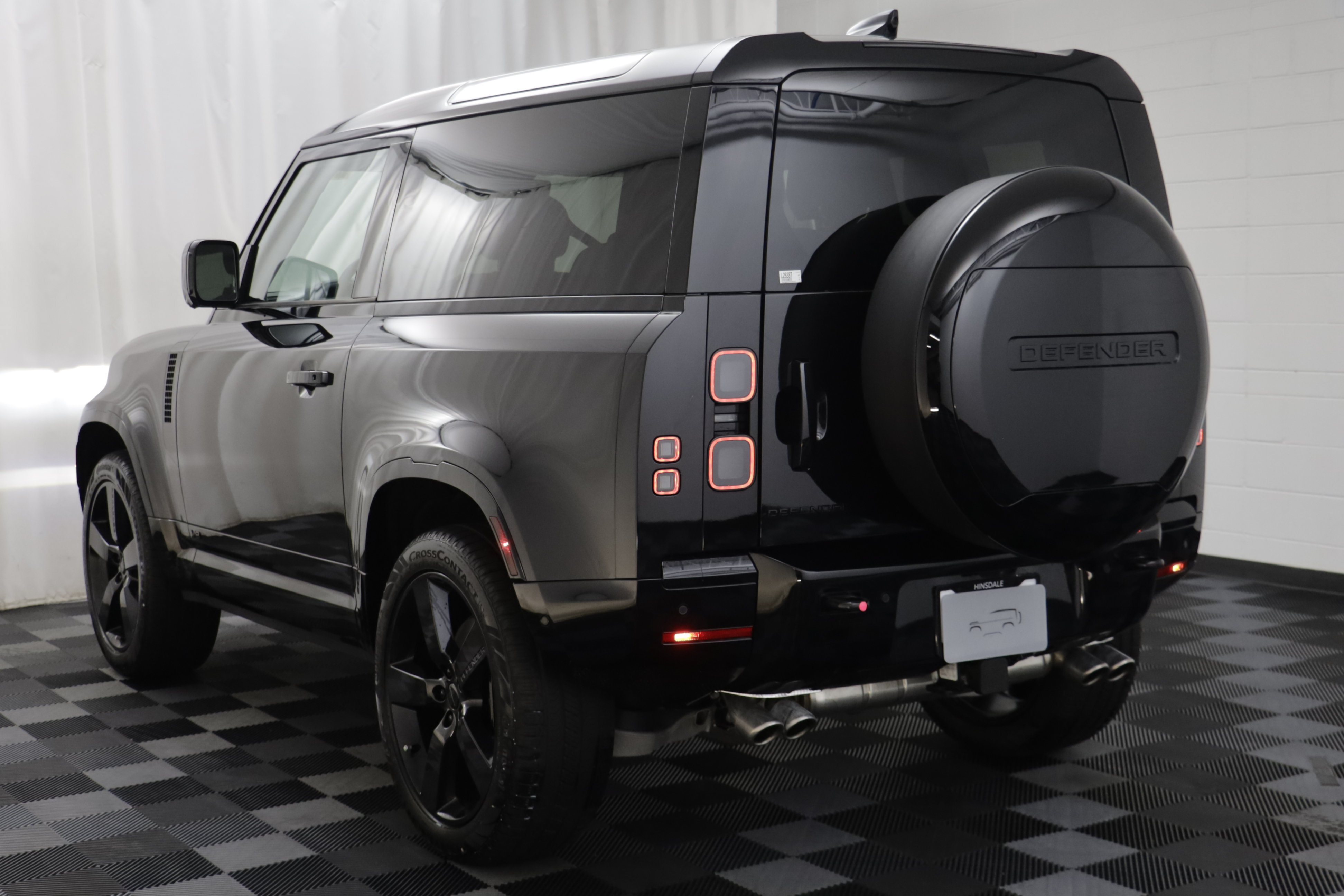 New 2026 Land Rover Defender 90 V8 AWD/4WD image 16