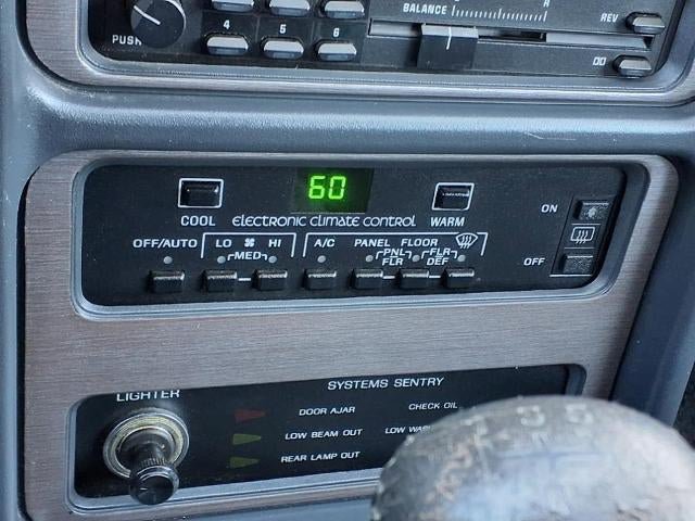 Used 1988 Ford Thunderbird RWD image 5